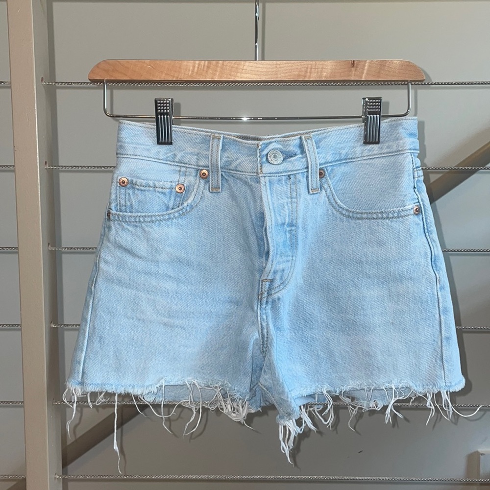 Levi’s Wedgie Denim Shorts